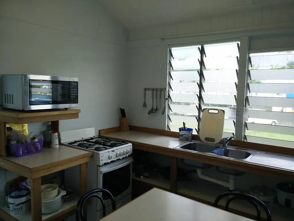 Cairns Girls Hostel